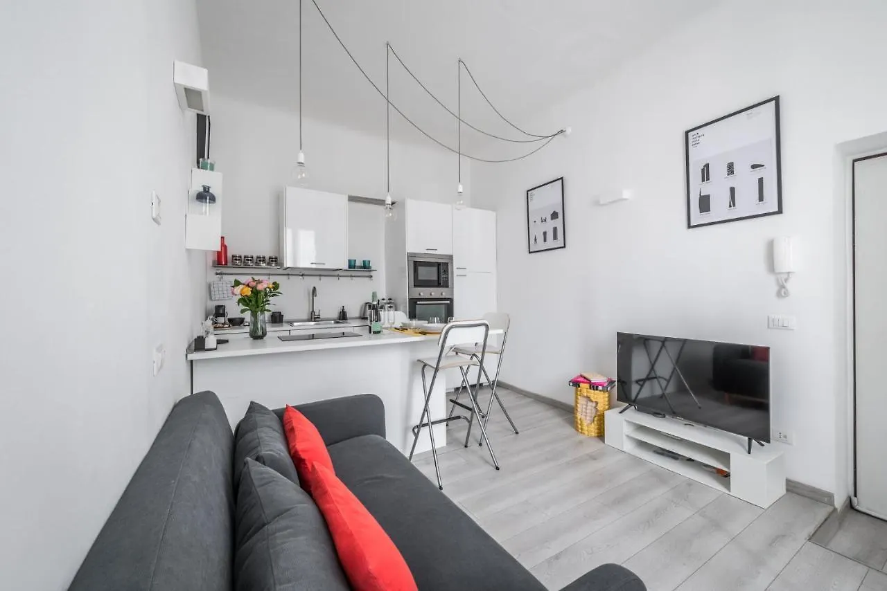 Апартаменты The Minimal Chic Home - Isola District Милан