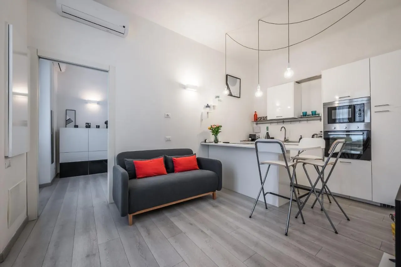 The Minimal Chic Home - Isola District Милан Апартаменты